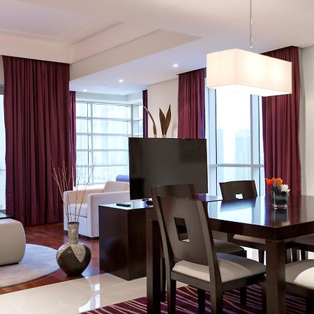 풀만 두바이 쥬메이라 레이크 타워 외부 사진 A suite at the hotel